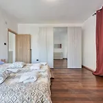 Venice H&S Apt Private Room With Ac & Tv
